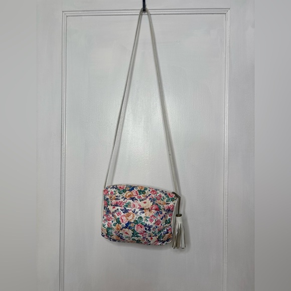 Sven Design Handbags - VTG 90s Floral Crossbody Bag